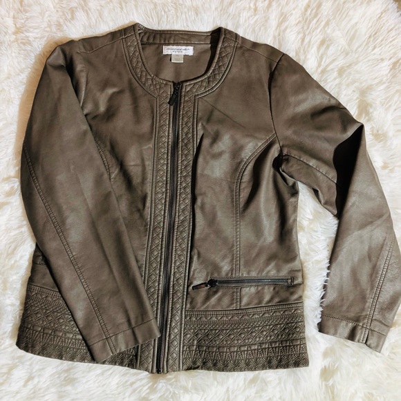 Women’s Christopher & Banks faux leather jacket. Size: Small Petite EUC - Picture 2 of 3